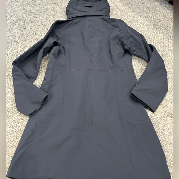PATAGONIA Women's Tres 3-in-1 Parka Size S in Smolder Blue - Picture 9 of 16